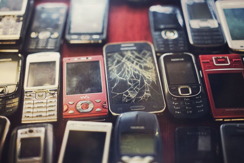 E-Waste and the Life Cycle of Electronic Devices